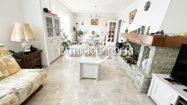 Village de Menucourt!