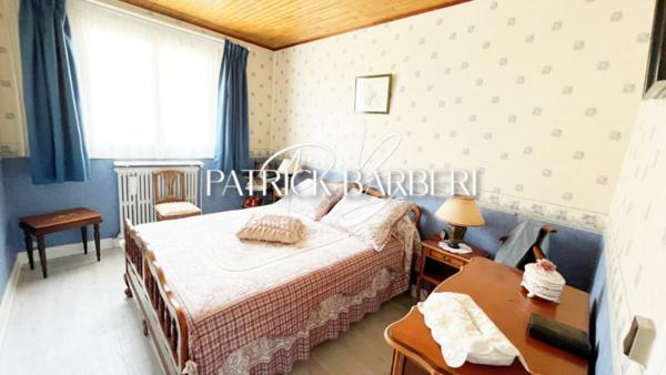 Village de Menucourt!