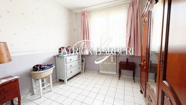 Village de Menucourt!