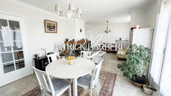 Village de Menucourt!