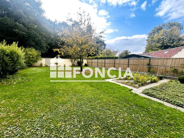 À vendre Maison 8 pièces 172.12 m² - Garnay 28500