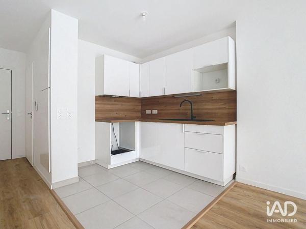 Location appartement 2 pièces 43 m² Reims