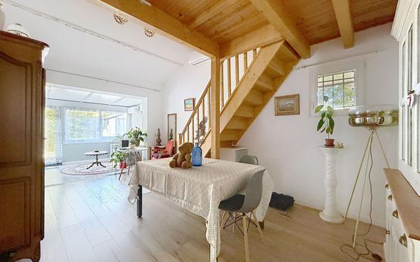 Maison à vendre    5 pièces •  Monteux