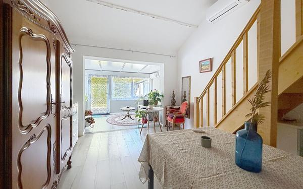 Maison à vendre    5 pièces •  Monteux