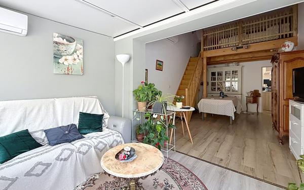 Maison à vendre    5 pièces •  Monteux