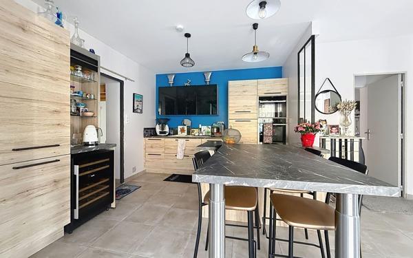 Maison à vendre    5 pièces •  Monteux
