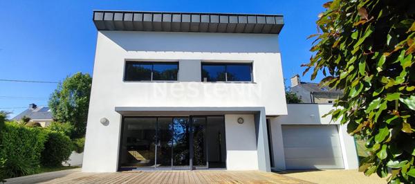Maison d'architecte de 135 m² à proximité de Vannes terrain de 800 m²