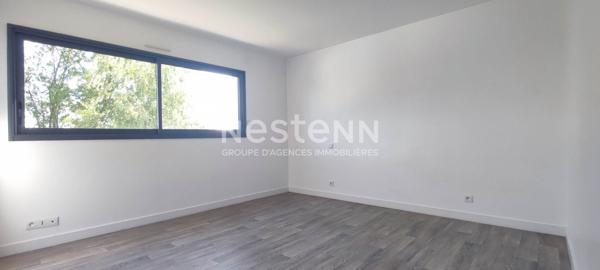 Maison d'architecte de 135 m² à proximité de Vannes terrain de 800 m²