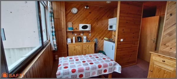 APPARTEMENT MEUBLE 6 COUCHAGES LA PIERRE ST MARTIN