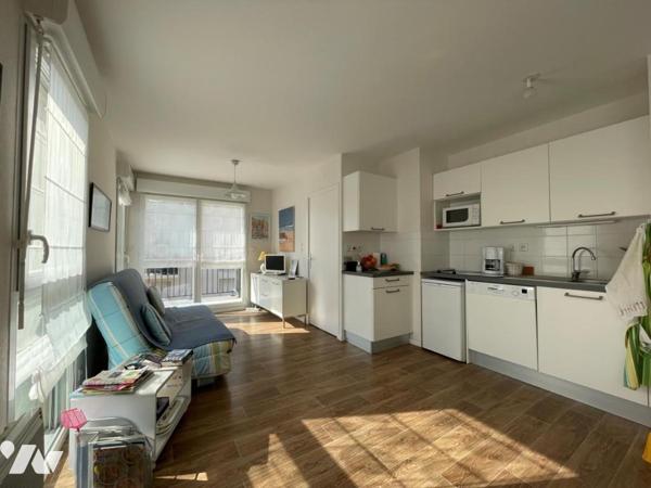 SAINT MALO - Port Malo - Appartement T2 de 52.21m² au 3ème étage avec ascenseur - Garage fermé