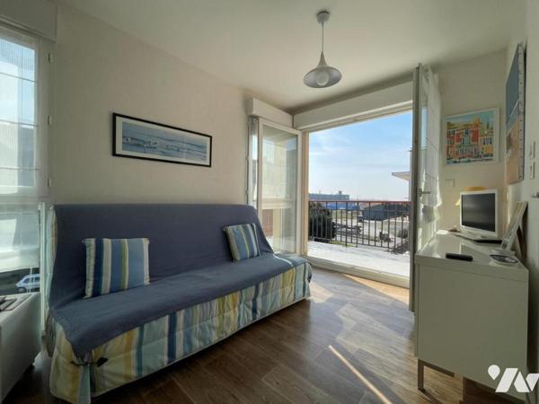 SAINT MALO - Port Malo - Appartement T2 de 52.21m² au 3ème étage avec ascenseur - Garage fermé