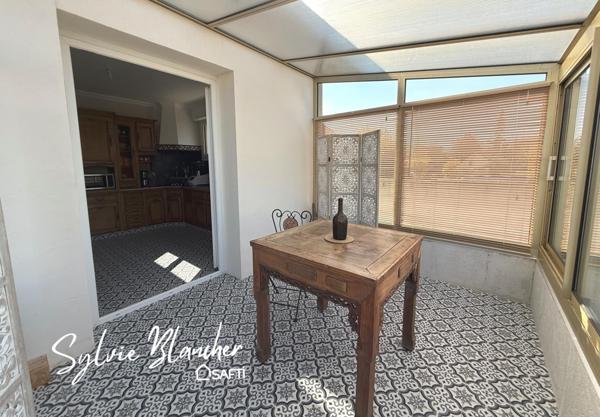 MAISON 210 m2 - 6 CHAMBRES - TERRAIN 1366 M2