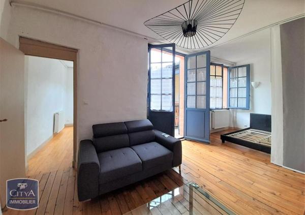 Appartement à louer 1 pièce 44m²