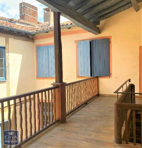 Appartement à louer 1 pièce 44m²