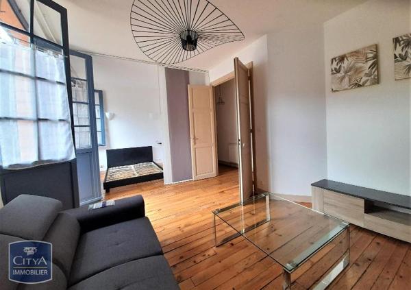 Appartement à louer 1 pièce 44m²