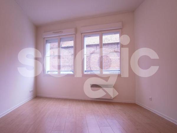 Location 2 Pieces 42 59500 Douai 17 0221 01 0207