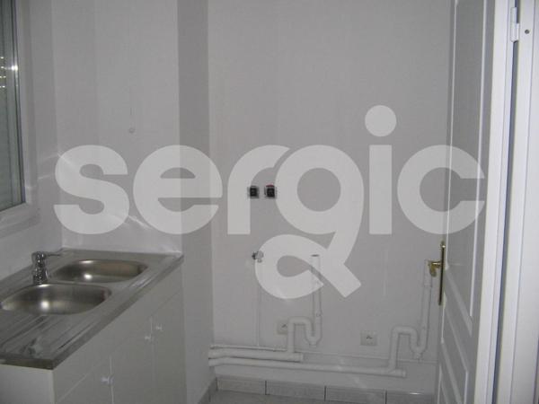 Location 2 Pieces 42 59500 Douai 17 0221 01 0207