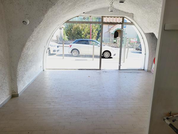 Immeuble Chateau Arnoux Saint Auban 8 pièce(s) 155 m2