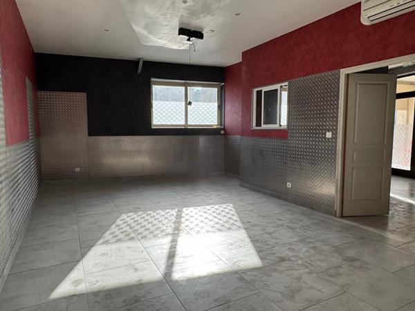 ROMORANTIN LANTHENAY - LOCAL BUREAUX OU COMMERCIAL