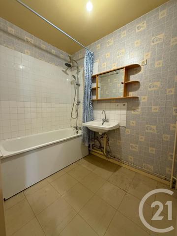 Appartement F4 à vendre  4 pièces - 77 m2 TRAPPES - 78