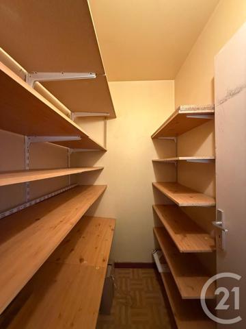 Appartement F4 à vendre  4 pièces - 77 m2 TRAPPES - 78