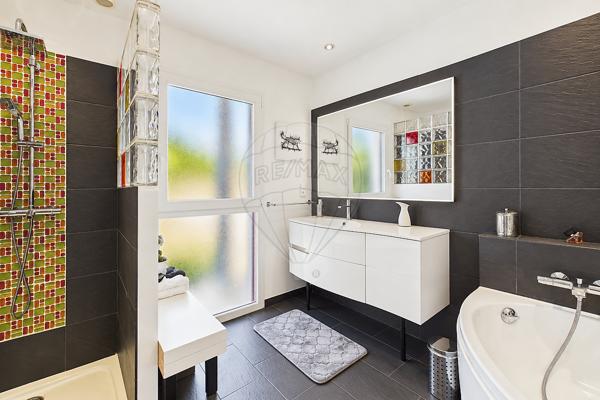 Maison 3 chambre(s) à vendre - Les Mathes, Charente-Maritime - 17