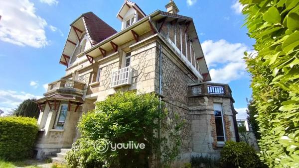 Maison de caractère – 8 pièces à Soissons