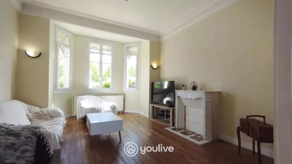 Maison de caractère – 8 pièces à Soissons