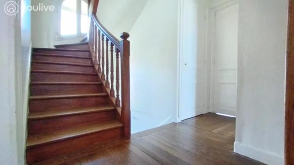 Maison de caractère – 8 pièces à Soissons