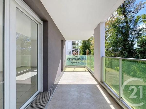 Appartement F3 à vendre  3 pièces - 59,62 m 2   VILLEMOMBLE  - 93