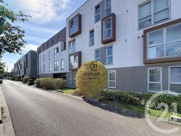 Appartement F3 à vendre  3 pièces - 59,62 m 2   VILLEMOMBLE  - 93