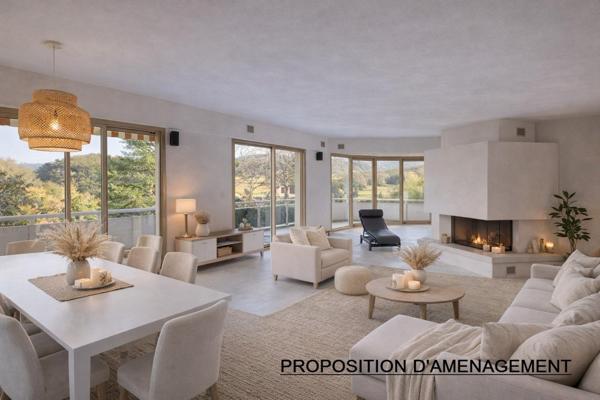 Rooftop unique 250 m² extérieurs, vue 280°