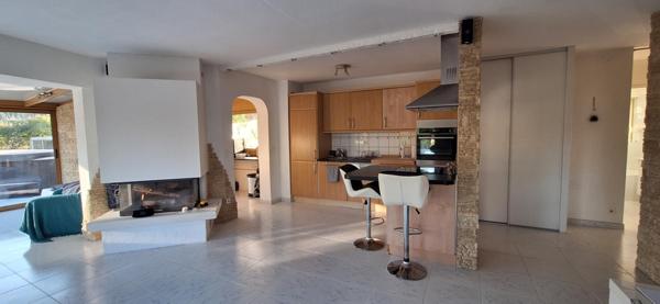 Rooftop unique 250 m² extérieurs, vue 280°