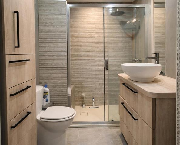 Rooftop unique 250 m² extérieurs, vue 280°