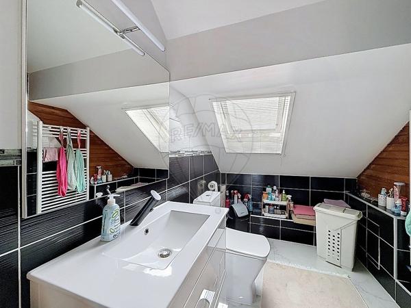 Immeuble à vendre - Beaucourt, Territoire de Belfort 90