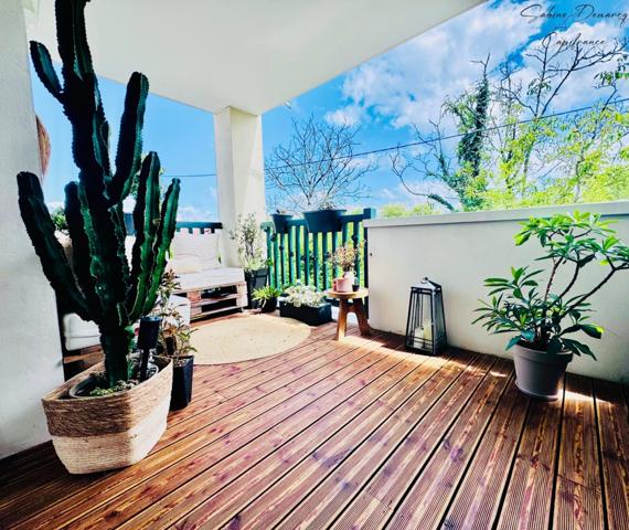 Appartement T4 à vendre au bourg d'URRUGNE (64)