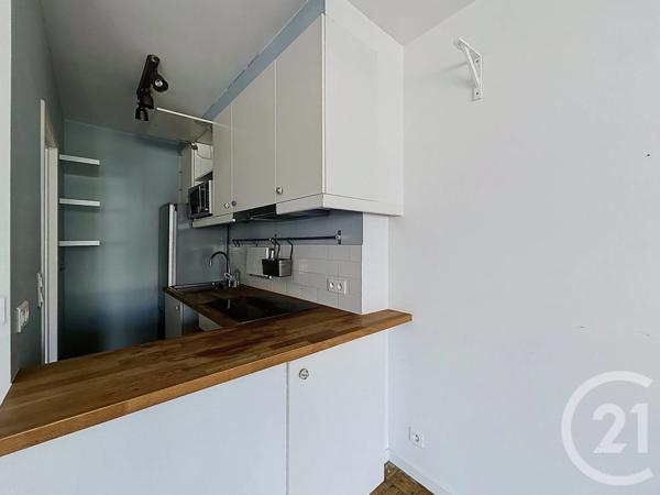 Appartement T1 à vendre  1 pièce - 36,10 m 2   VILLEJUIF  - 94
