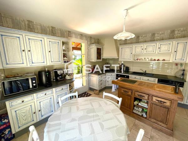 Ferme 7 pièces 255m² avec piscine