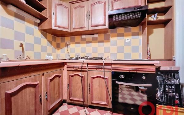 Maison à vendre    5 pièces •  Bruère-Allichamps