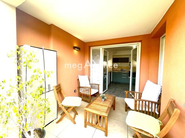 Appartement à SANARY-SUR-MER, 83110 - 2 pièces 43m²