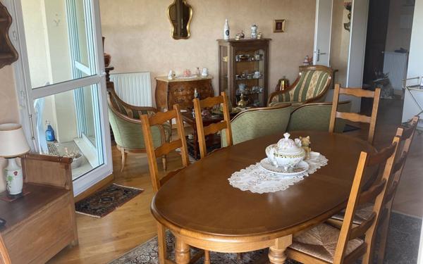 Appartement à vendre    4 pièces • 91 m2 Saint-Aubin-lès-Elbeuf