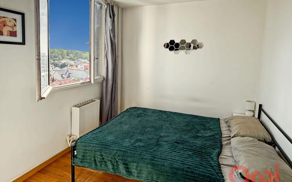 Appartement à vendre    3 pièces • 48 m2 Bagnolet