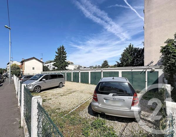 Terrain à vendre  1043 m 2   GAGNY  - 93