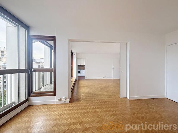 Location
                Appartement93,44 m² - 4 Pièces -
                    PARIS (75015)