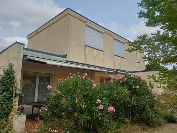 Maison d'architecte avec piscine