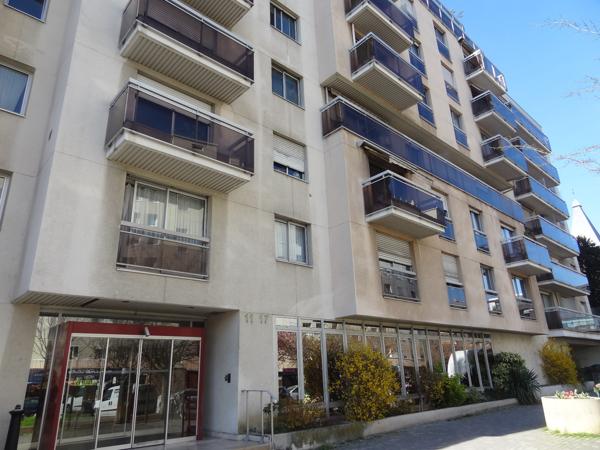 Suresnes (92150) Résidence services séniors Jardins d'Arcadie Suresnes (92) appartement 3 pièces en vente