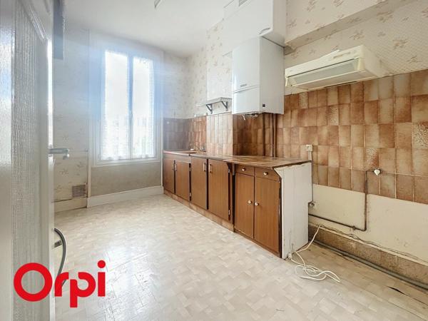 Appartement à vendre    2 pièces • 47,82 m2 Montluçon