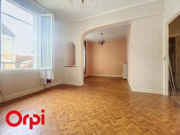 Appartement à vendre    2 pièces • 47,82 m2 Montluçon