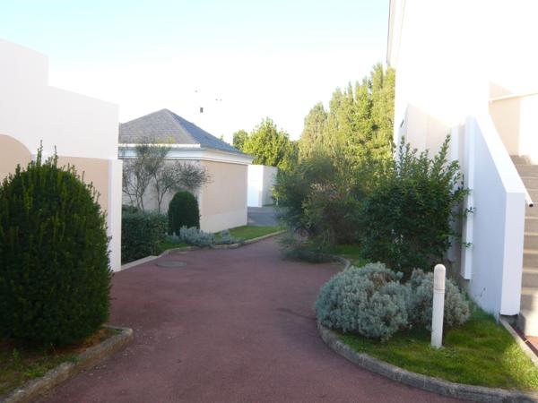 Appartement * 2 Pièces * 42 M² * 44300 Nantes * 552 * 20 * 572,  
Nantes 44300