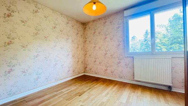 Finistère (29) – À vendre à Quimper, appartement T4 de 80 m² habitable, Terrasse - Balcon - Cave.